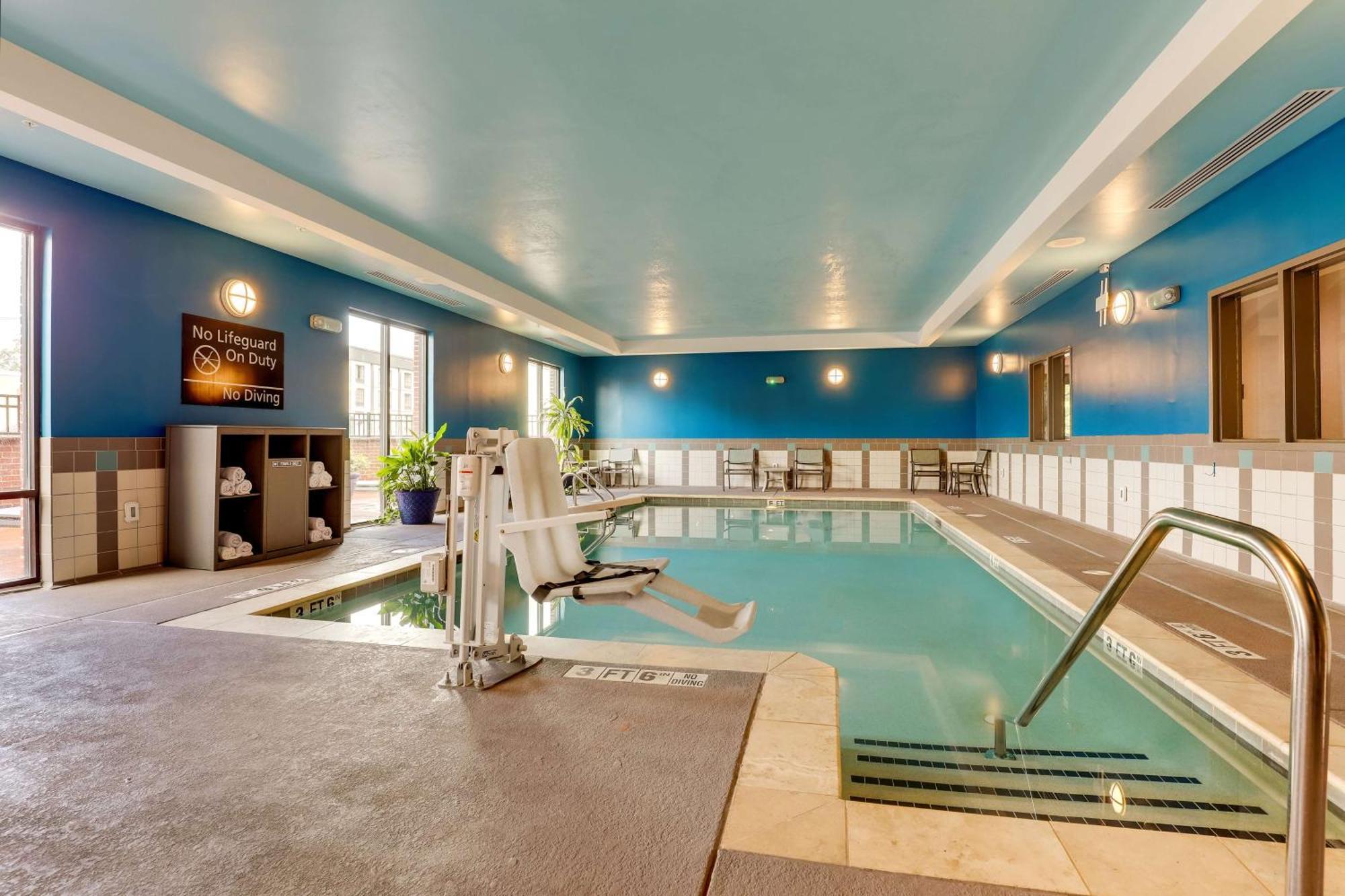 Hampton Inn And Suites Rome, Ga Bagian luar foto