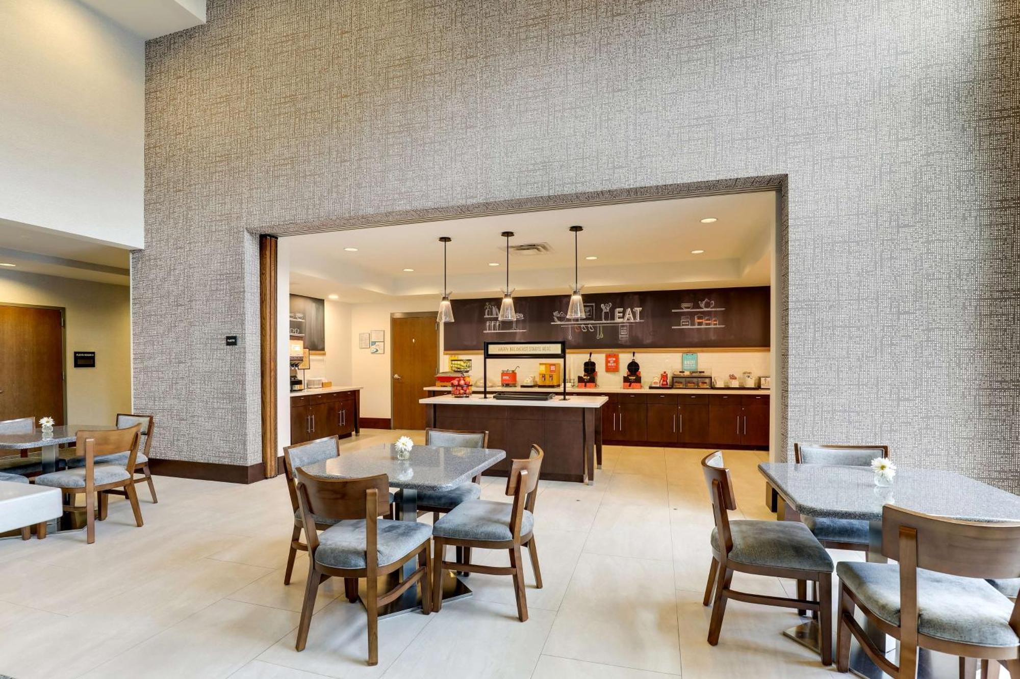 Hampton Inn And Suites Rome, Ga Bagian luar foto